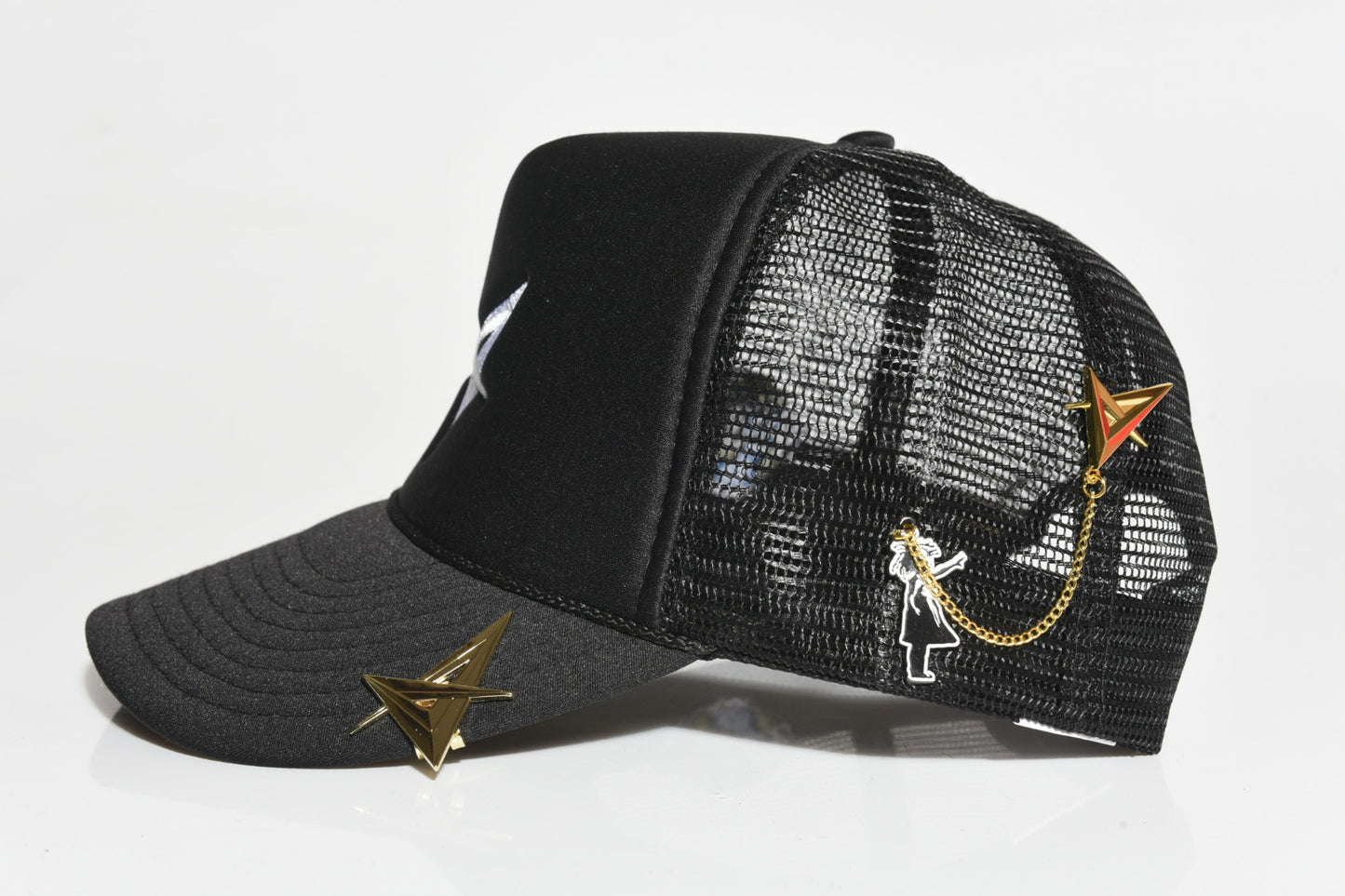 Black & White Trucker
